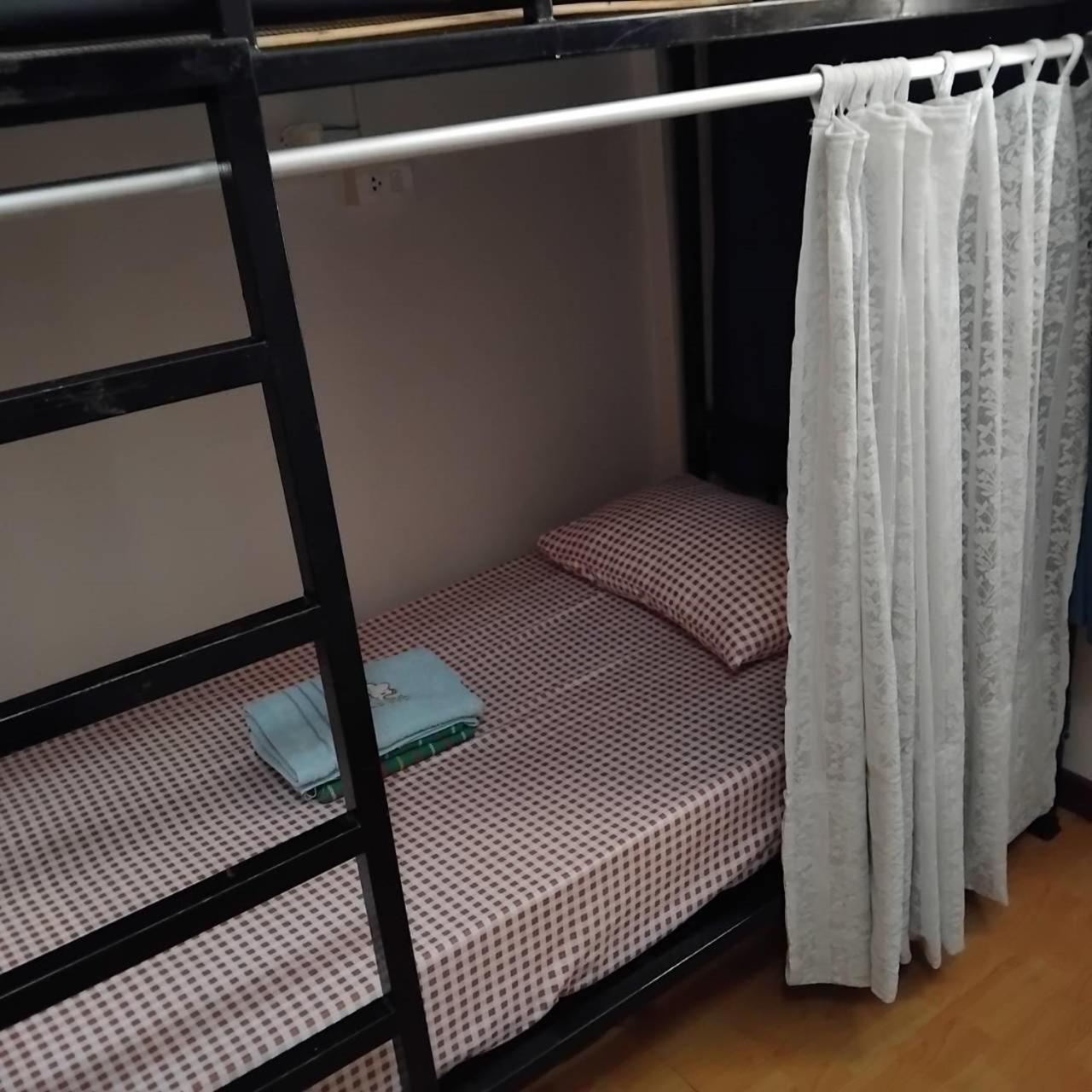 Amazing Khaosan Hostel Бангкок Экстерьер фото