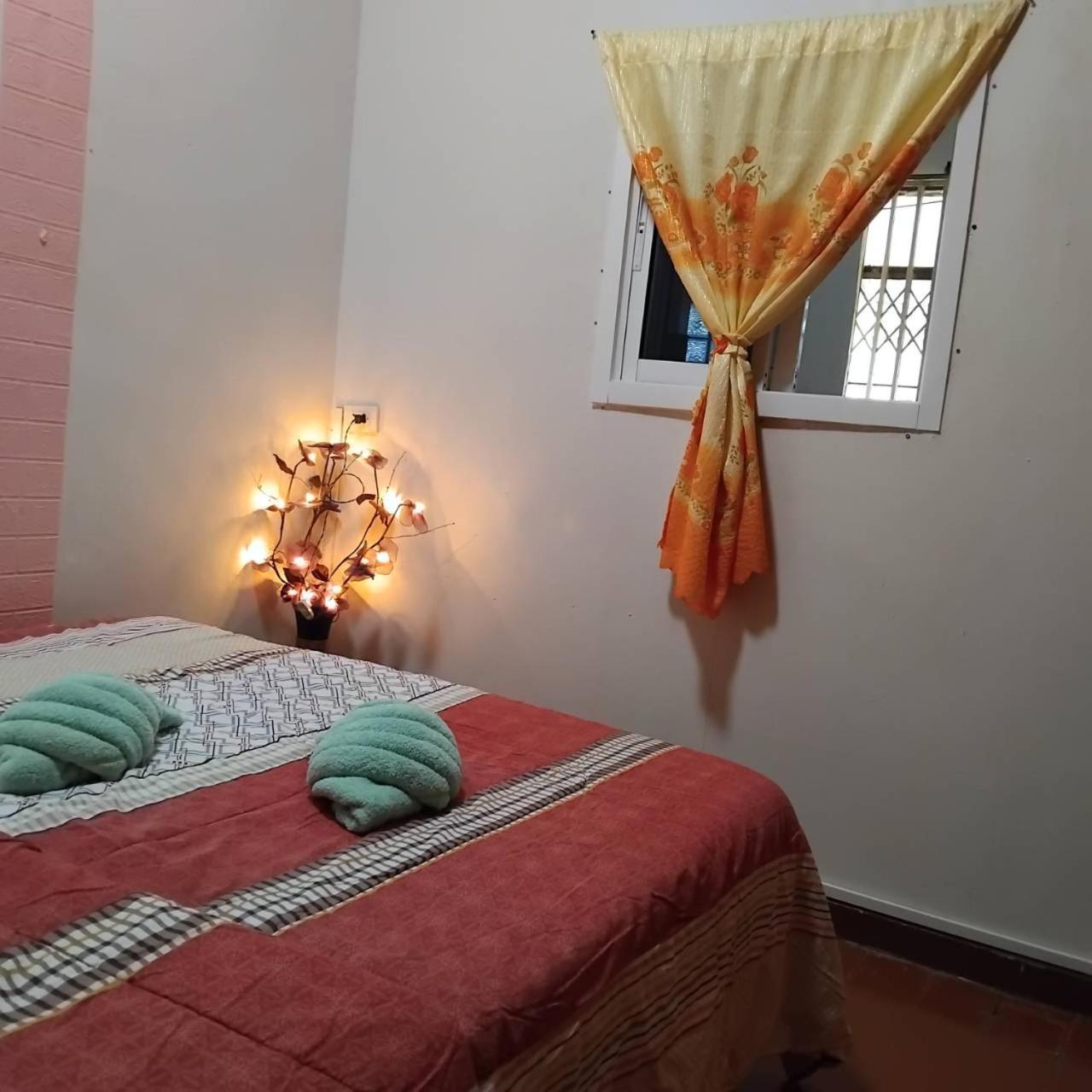 Amazing Khaosan Hostel Бангкок Экстерьер фото
